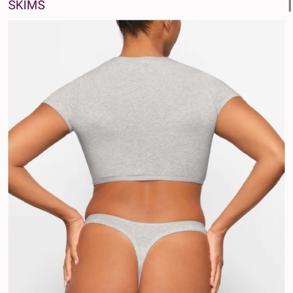 SKIMS Cotton Logo Super Cropped T Shirt in Light Heather Grey Size 4X NWT - Picture 3 of 8